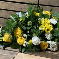 Yellow and cream Single End Spray 75cm