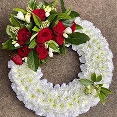 White wreath Based ring