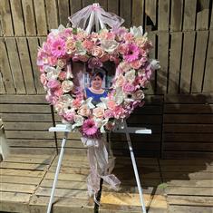 Open heart on a stand 