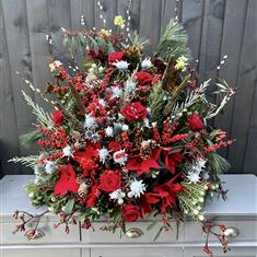 Winter wonderland pedestal 