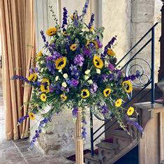 Pedestal seasonal arrangement 
