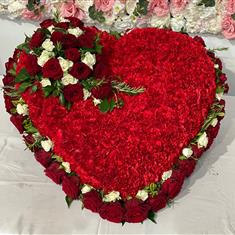 Heart with Red Carnation and Red Roses