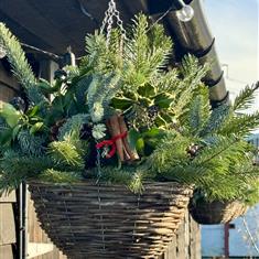 Christmas hanging basket 35cm