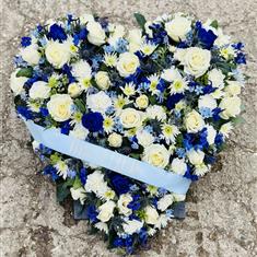 Heart Tribute Blue &amp; White loose design