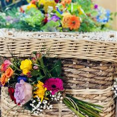 Cluster Garland for a Wicker Coffin